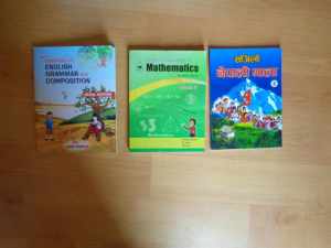 Bücher_versch (800px)